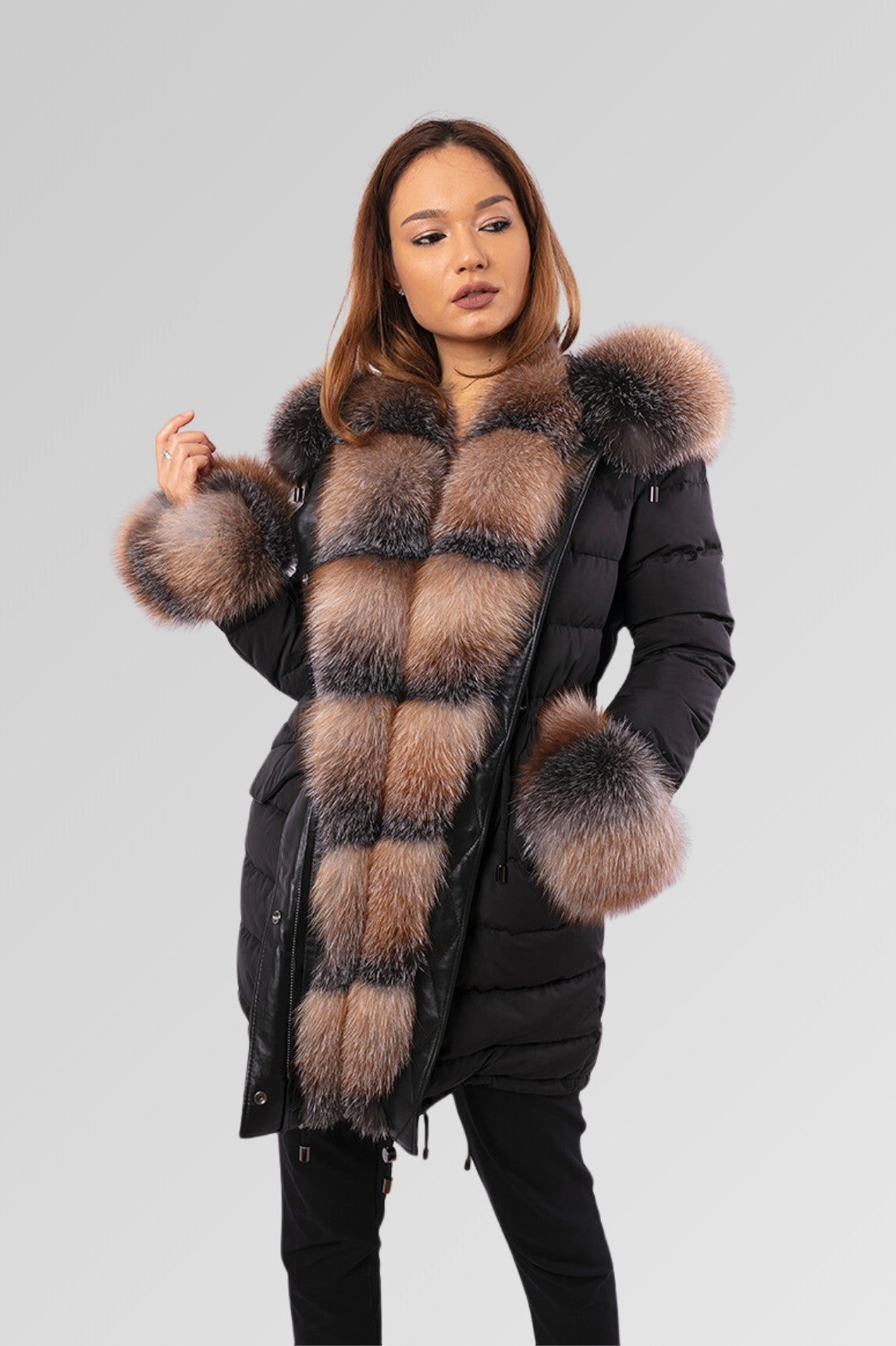 Parka cu blană de vulpe, imbottito in piuma naturale, impermeabile, donna, Obsidian e Brown Frost 150