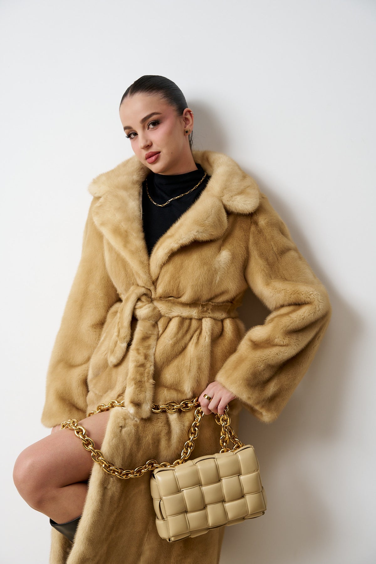 Haină din Blană Naturală de Vizon, cu Cordon, Champagne Gold 538