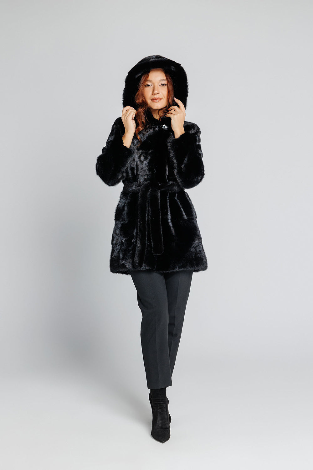 Manteau en fourrure de vison naturel, avec capuche cobra et ceinture, pour femme, Obsidian 195