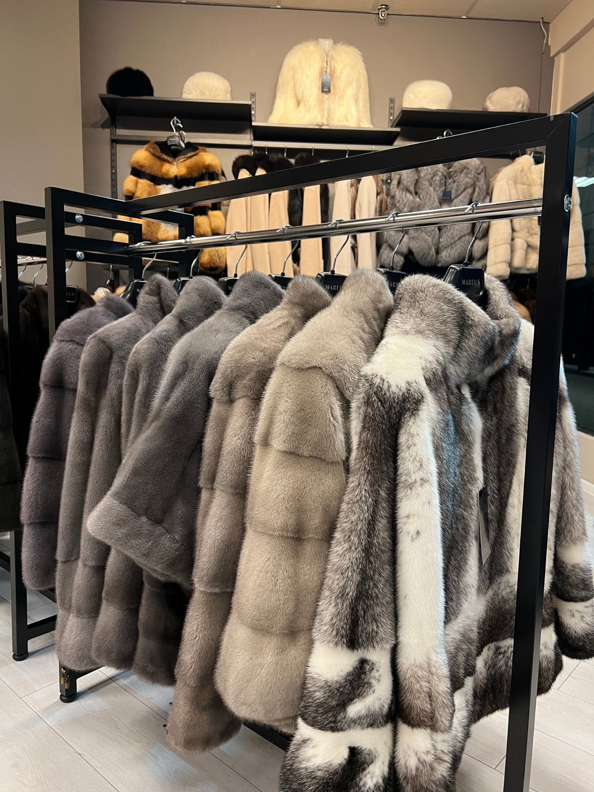 Showroom MAREUS, World Trade Center București