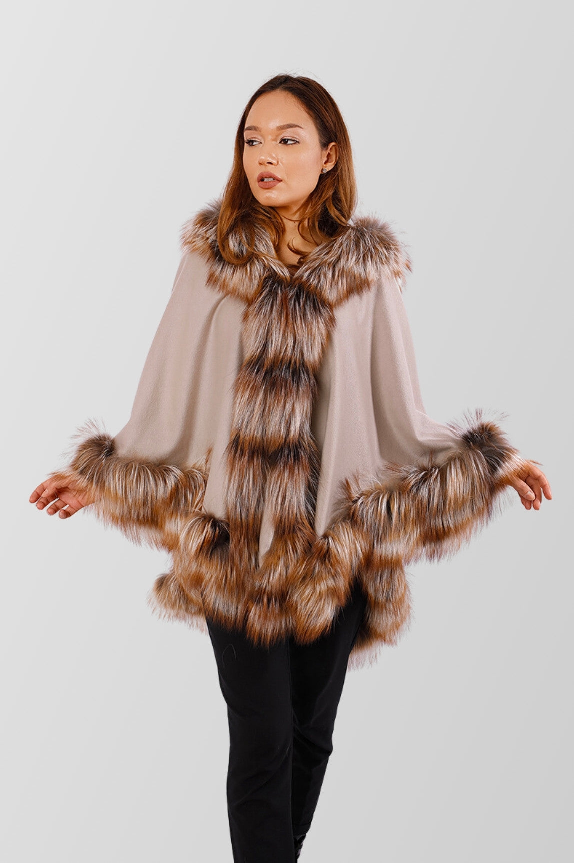 Cape en cachemire avec fourrure naturelle de renard argenté, femmes, Brown Frost 80