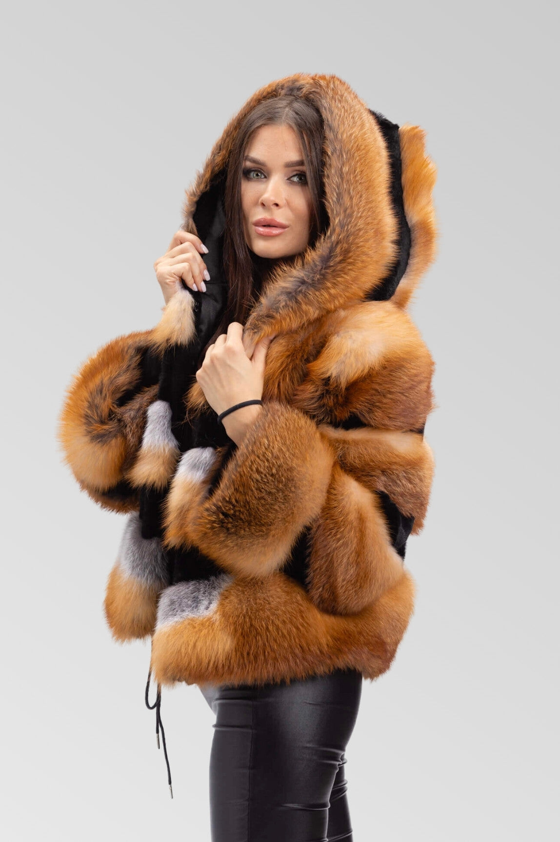 Haină din Blană Naturală de Vulpe Canadiană, cu Glugă, Brown Frost 243