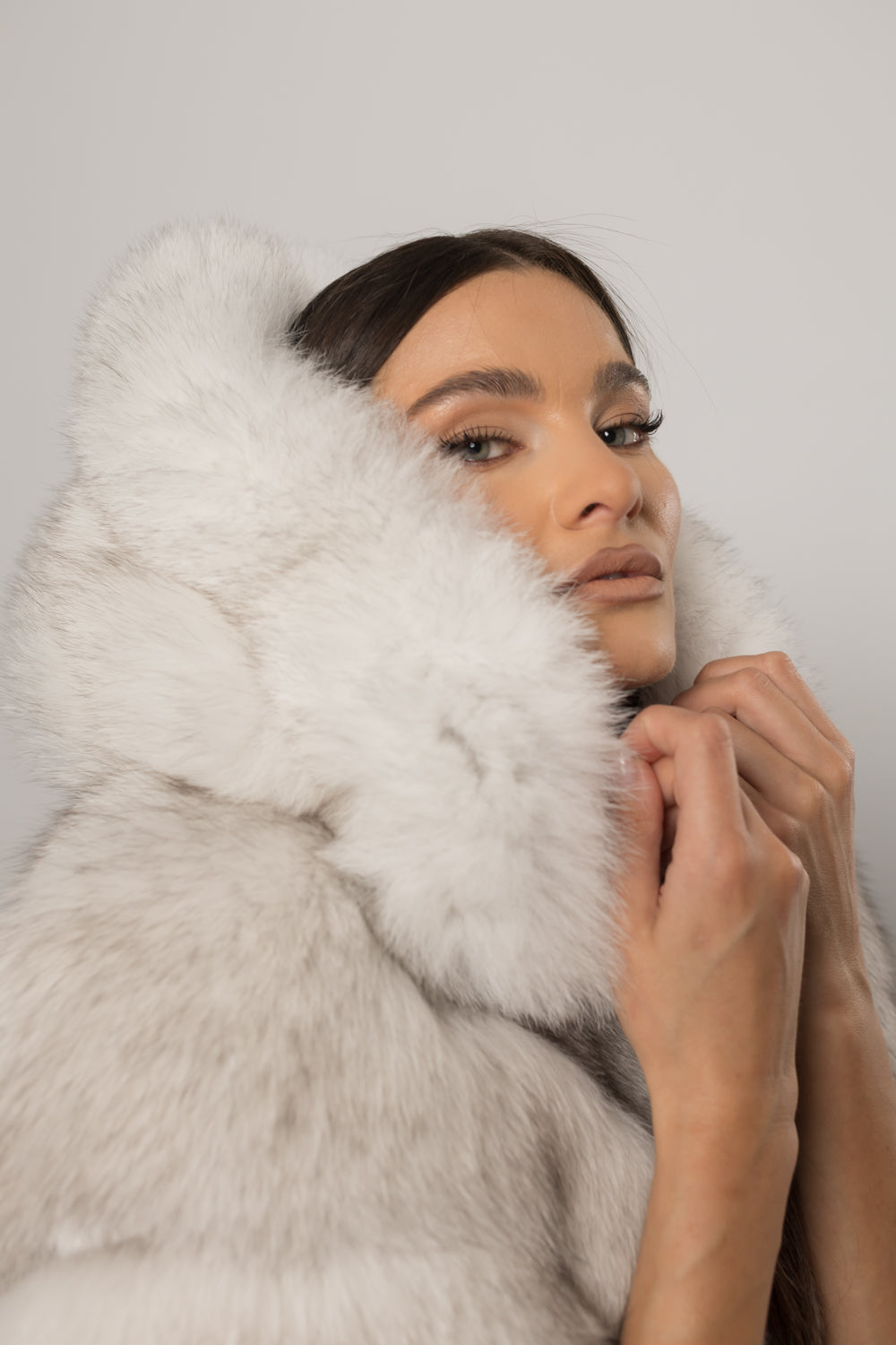 Women's Natural Polar Fox Fur Coat, Convertible, V Model, with Detachable Hood, Natural White 402