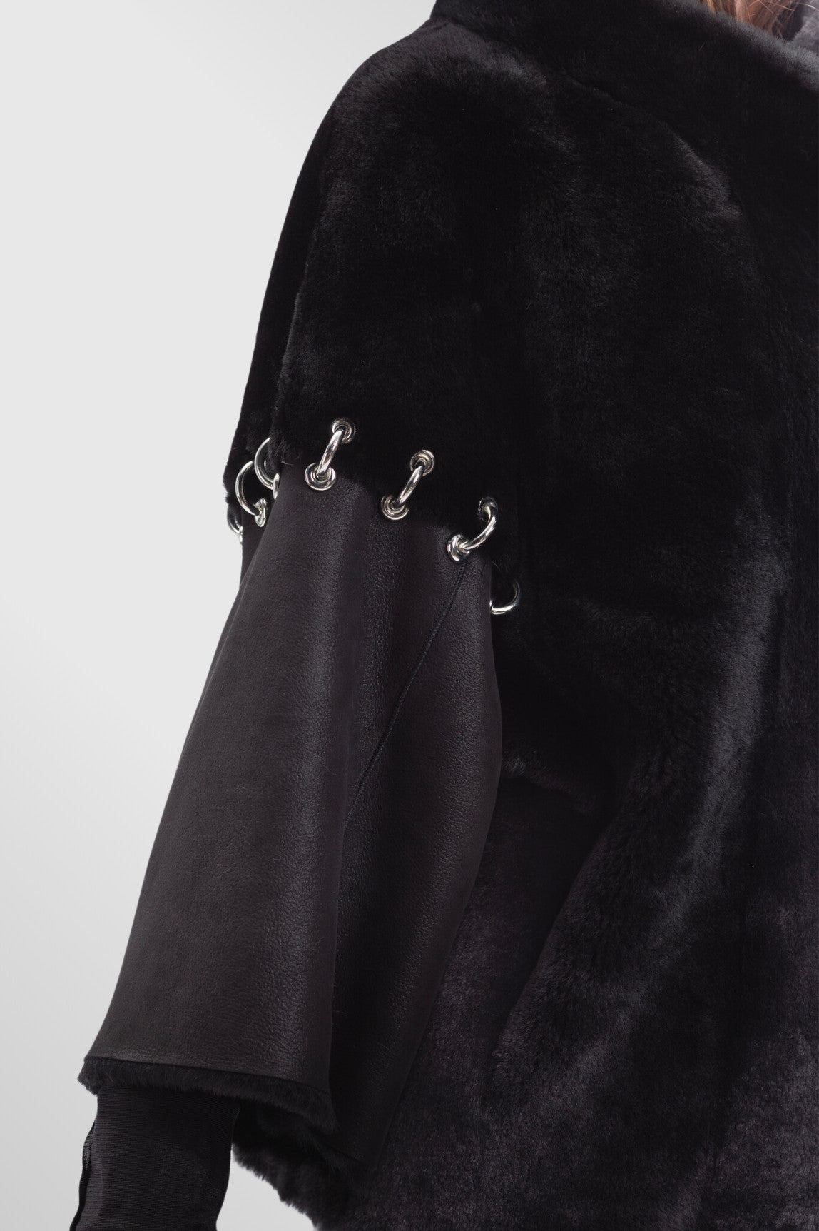 Poncho din Piele si Blană Naturală Shearling, Femei, Obsidian 299