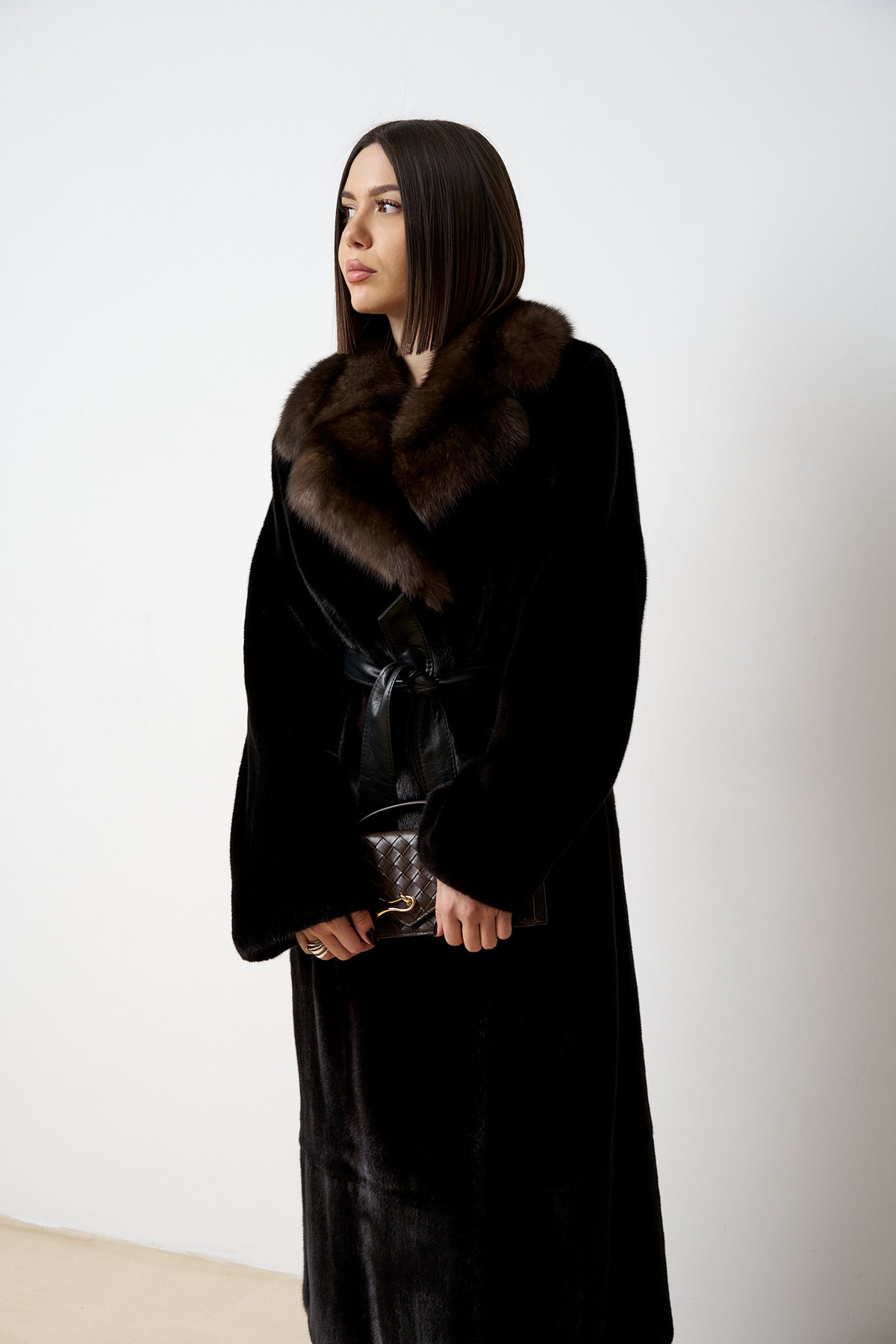 Blackglama Manteau en Fourrure de Vison Naturel avec Col en Sable, Noir, Mareus