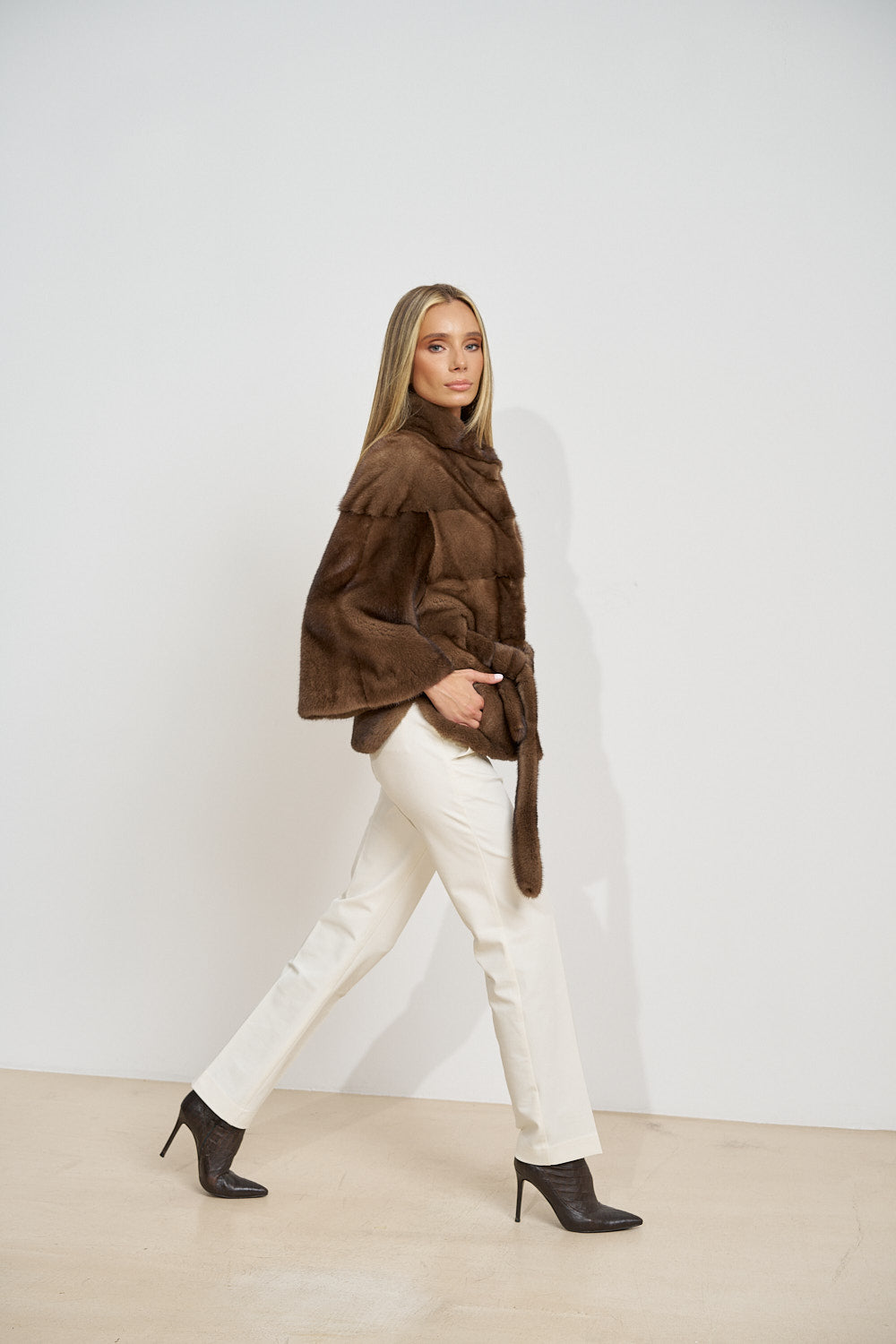 Natural Mink Fur Coat, with Cord, Women, Chocolate 392